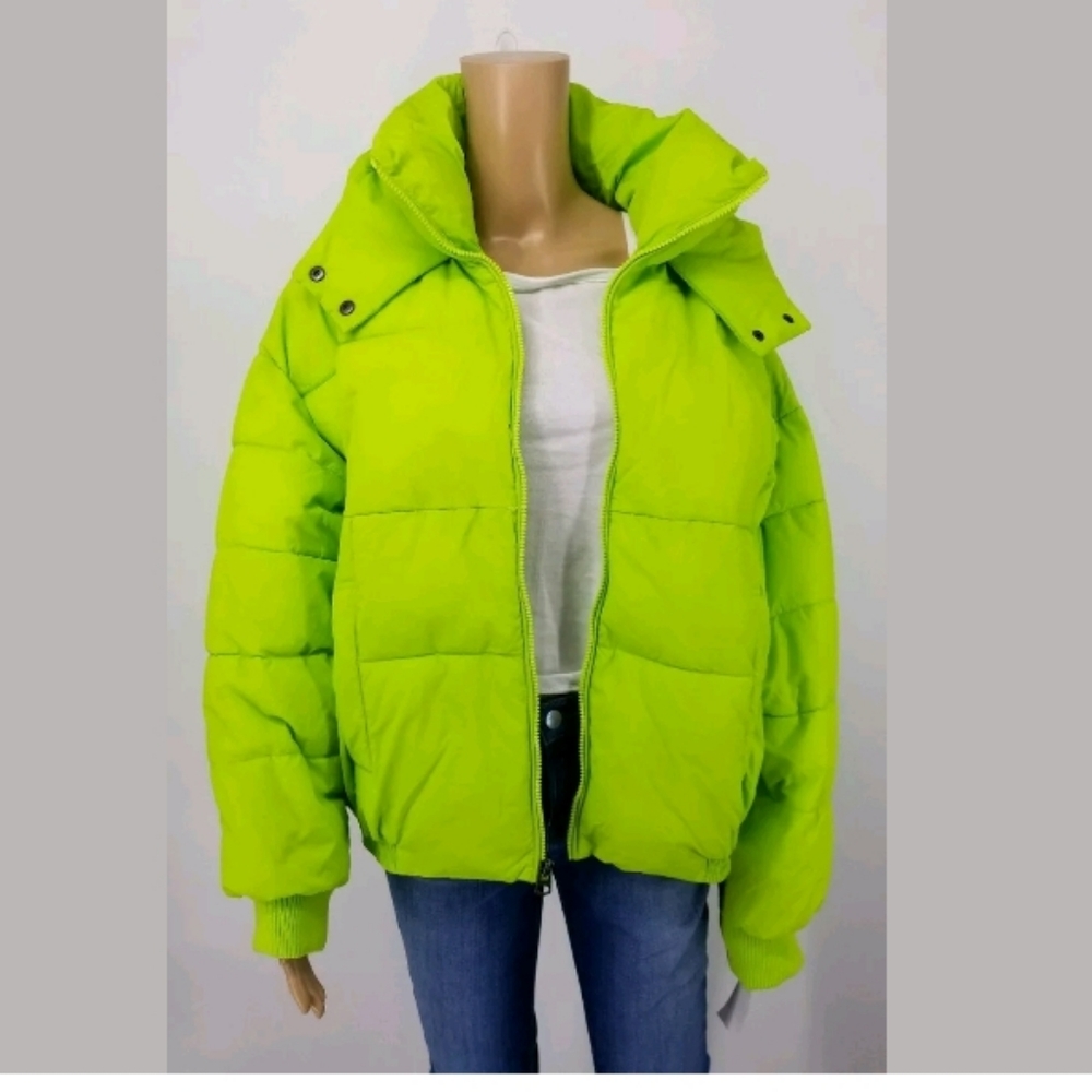 - Lucky Brand Large Puffer Jacket Neon L…